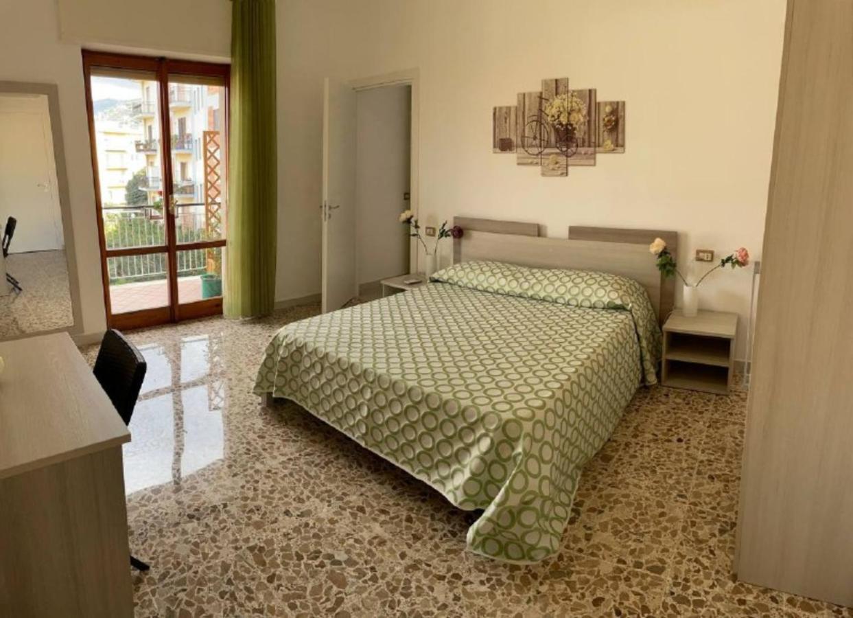 A Casa E' Mamma Apartment Sorrento Exterior photo